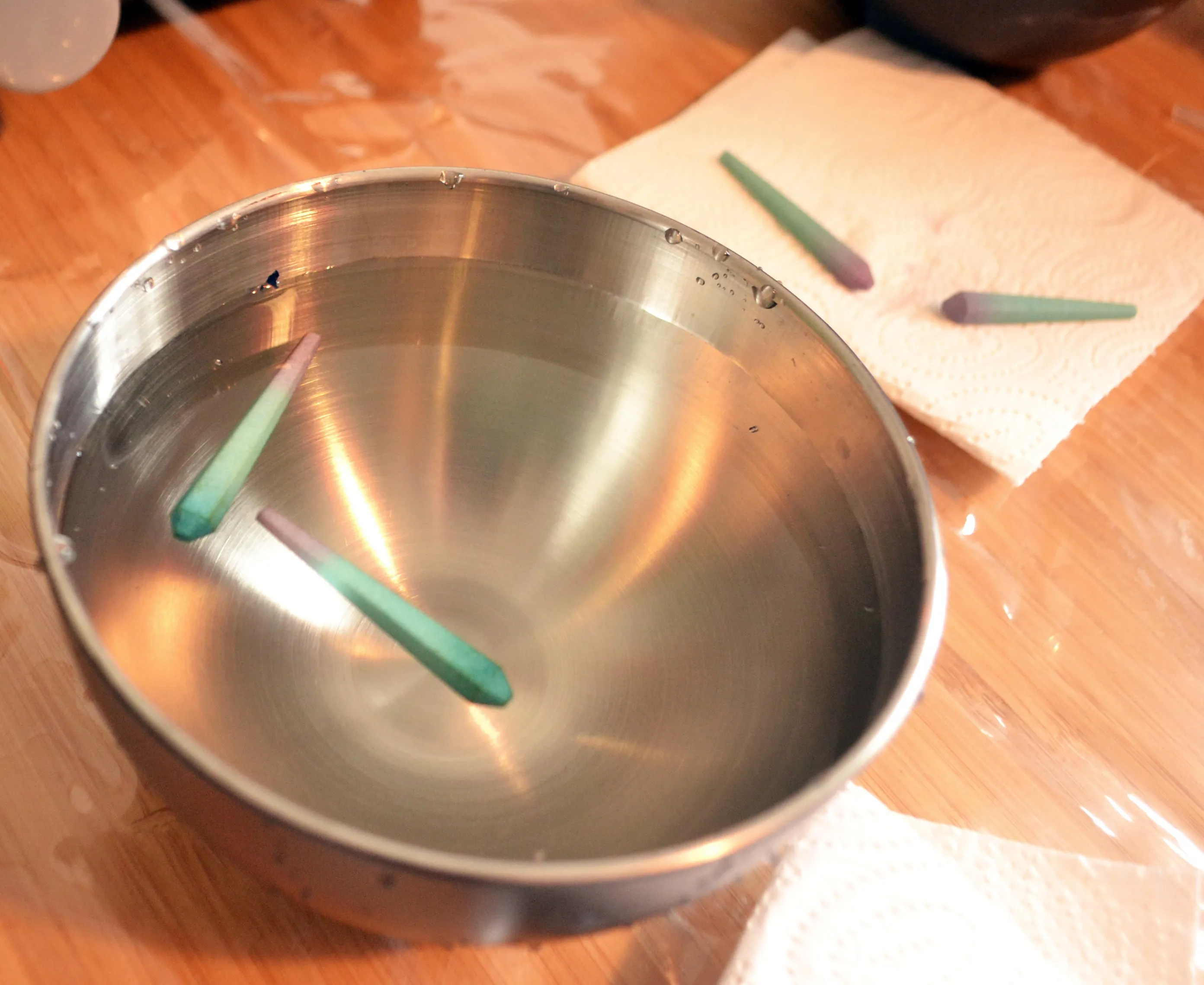 WORKSHOP - Dip-dye Your Own Earrings